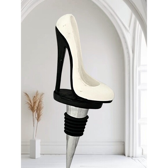 Chic High Heel Stiletto Shoe Wine Stopper - RED - Picture 3 of 4